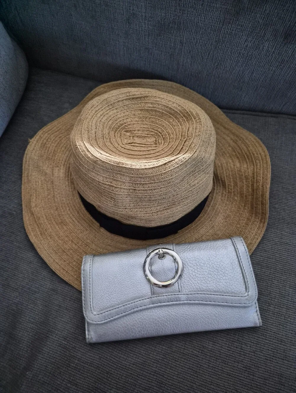 Four Buttons By San Diego Straw Sun Hat with Black Band and Silver Clutch Set